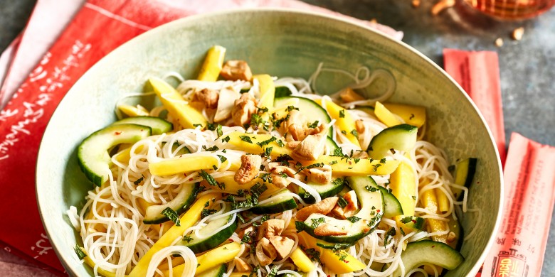 Frisse mihoensalade met mango