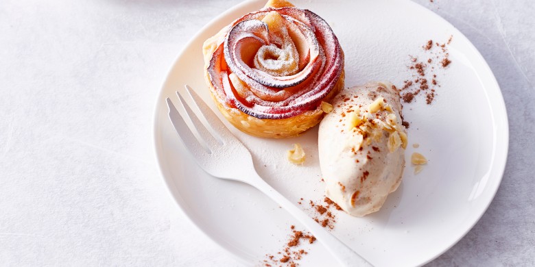 Appelroosjes met kaneel-notenijs