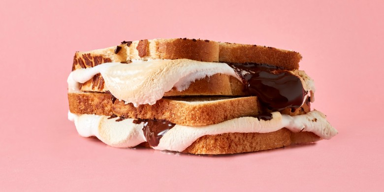 S’mores-tosti met koekjesdip 