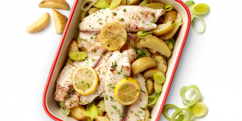 Tilapia uit de oven met aardappel en prei