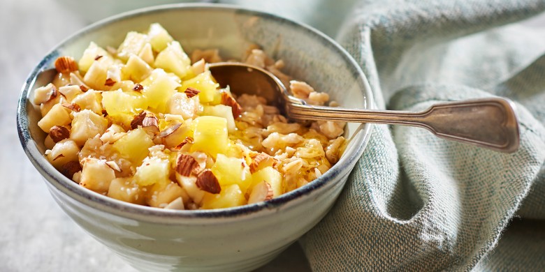 Tropical overnight oats