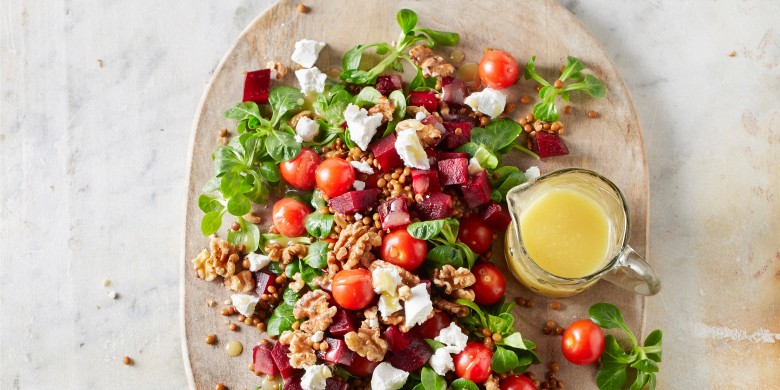 Linzensalade met bietjes en geitenkaas