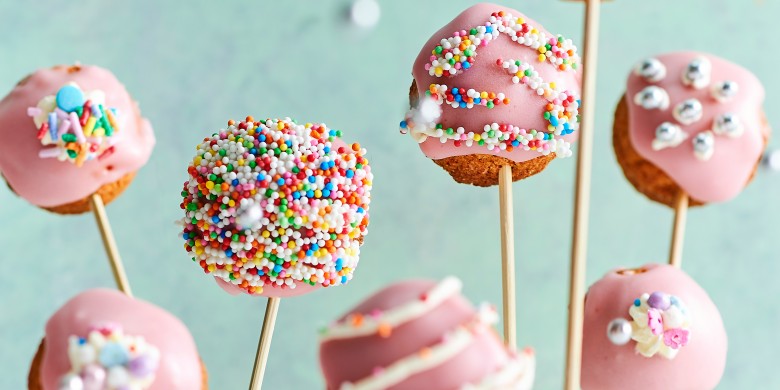 Lollypop petit fours