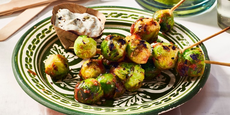 Buffalo-spruitjes met kaasdip 