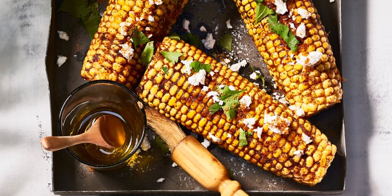 Maiskolven met tacokruiden en feta