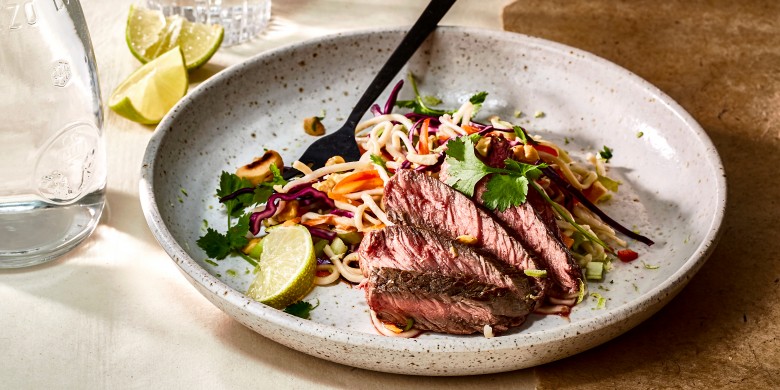 Oosterse biefstuksalade