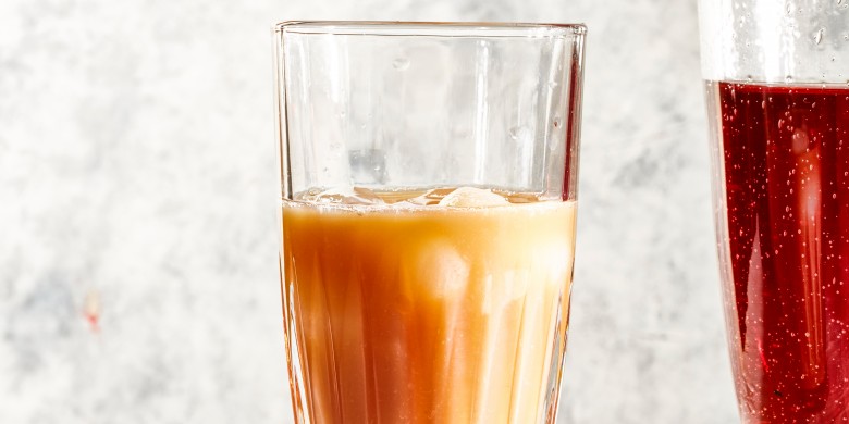 Chilled rooibos latte