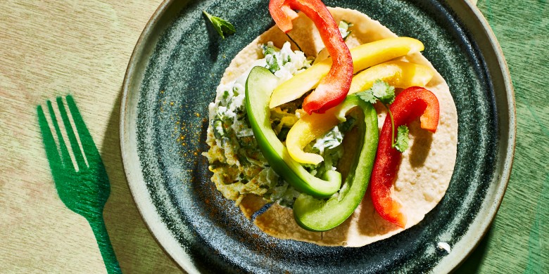 Komkommerraita met paprika