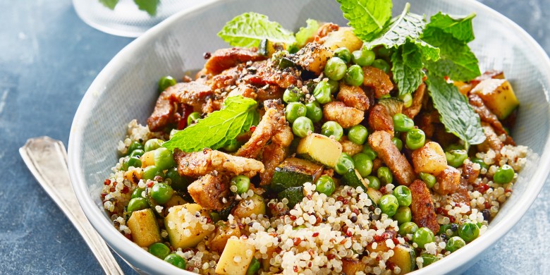 Snelle groenteroerbak met shoarma en quinoa