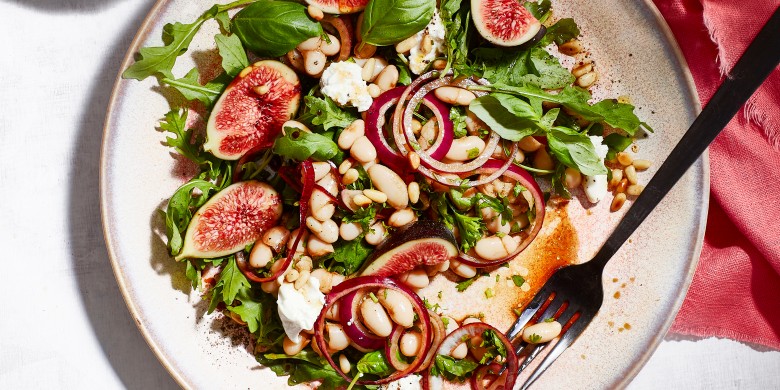 Vijgensalade met cannelinibonen, ricotta en pijnboompitten