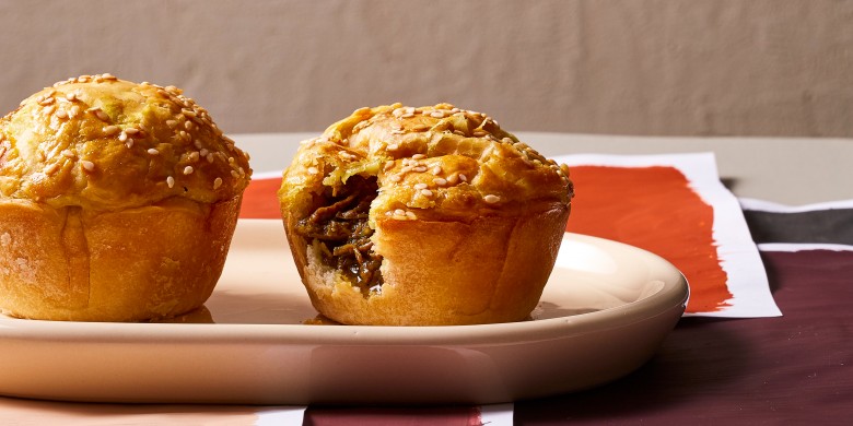 Meat pies met ras el hanout