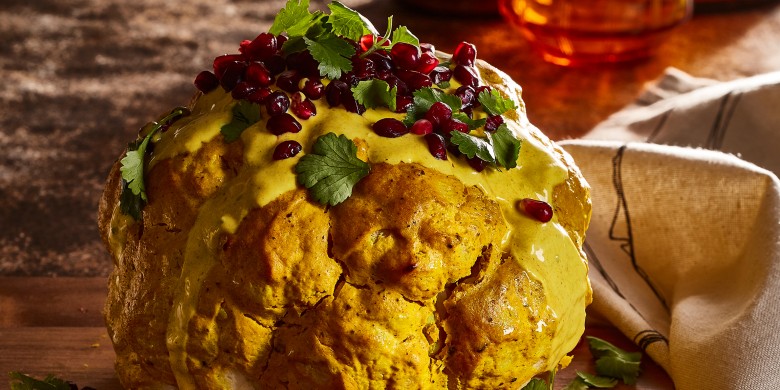 Geroosterde bloemkool met kurkuma-yoghurt