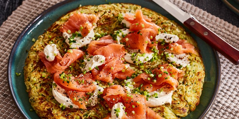 Rösti met zalm en crème fraîche