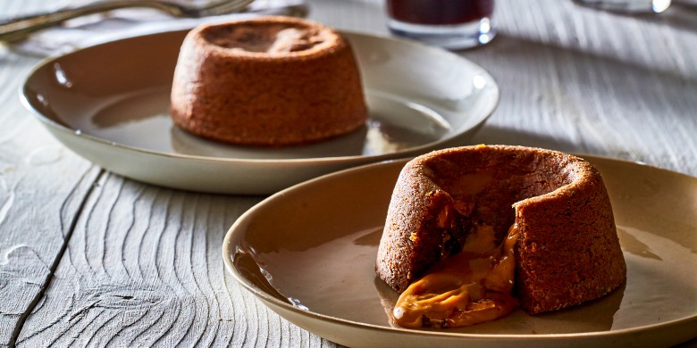 Lava-cakejes met dulce de leche 