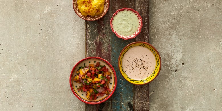Tomaten-perziksalsa met koriander