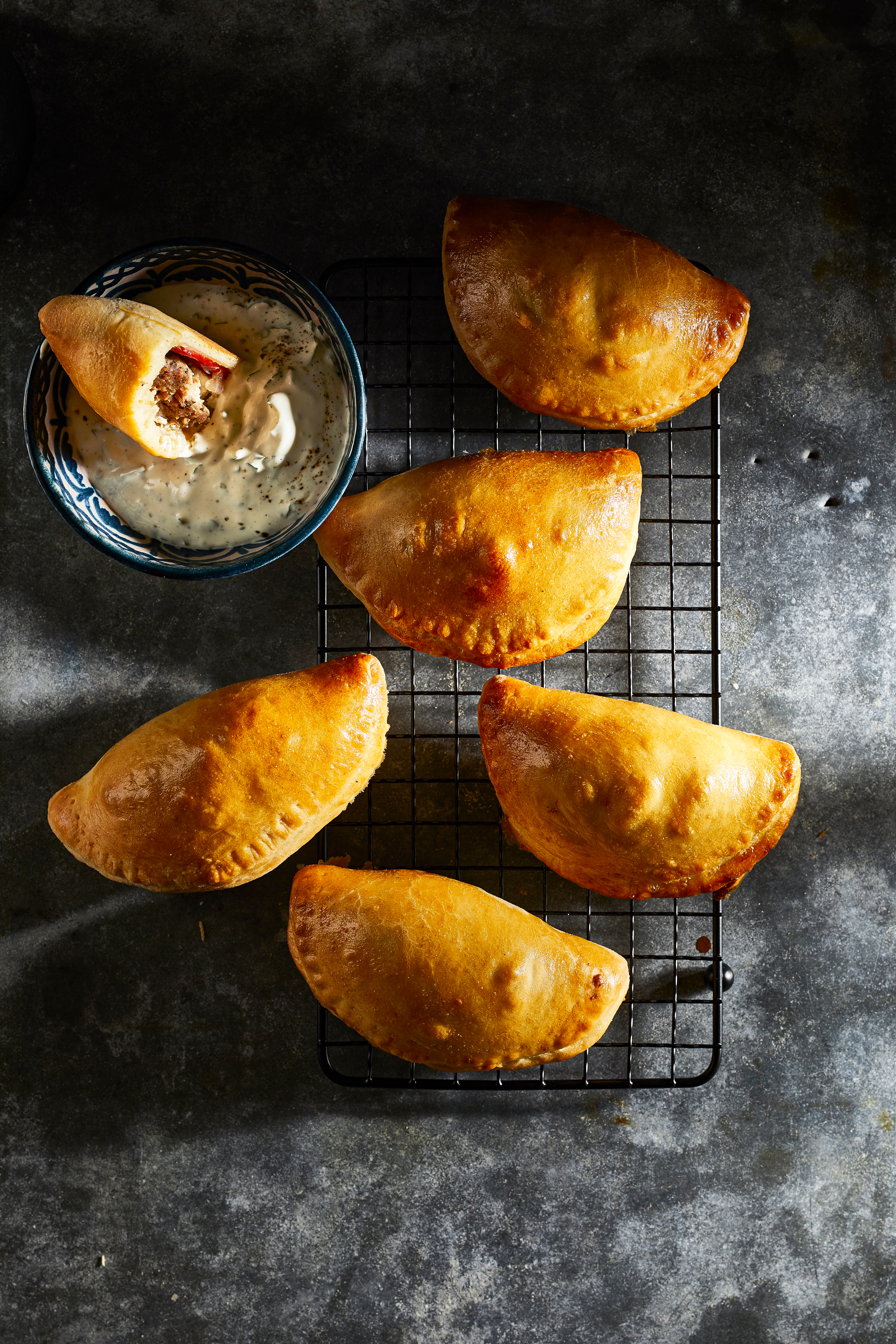 Empanada's met gehakt en geroosterde paprika