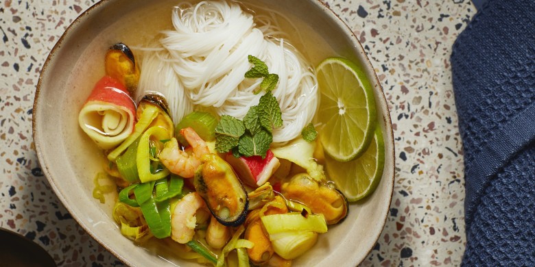 Visbouillon met gember