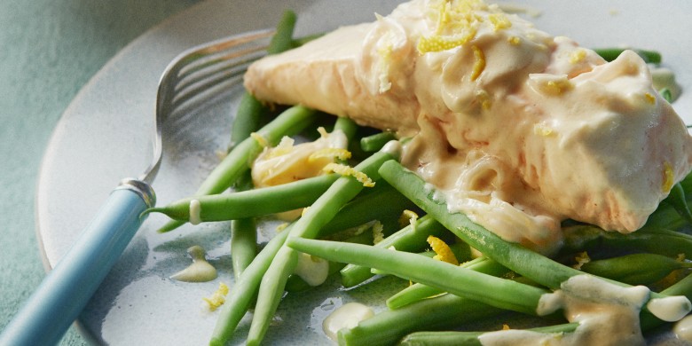 Zalm in citroen-roomsaus met gebakken krieltjes