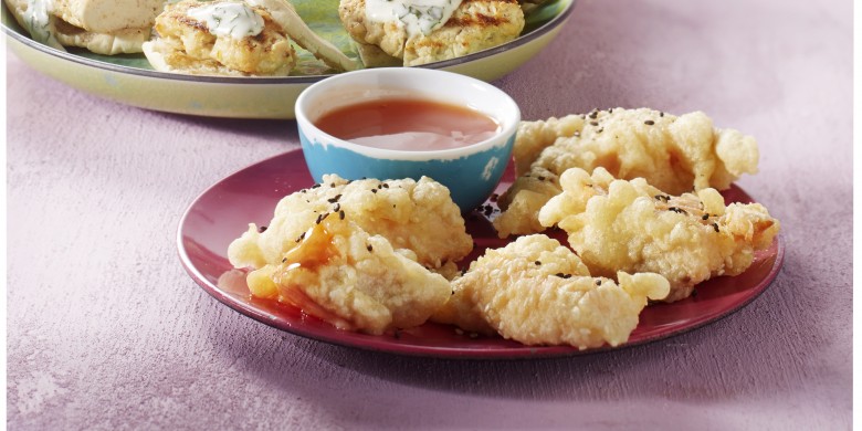 Zalmbeignets met sesam