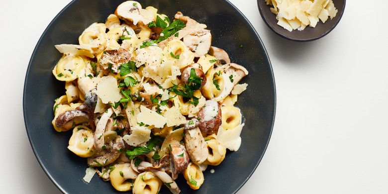 Tortellini in romige paddenstoelensaus