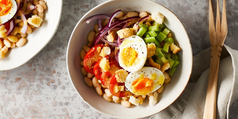 Bonensalade met ei en mosterddressing