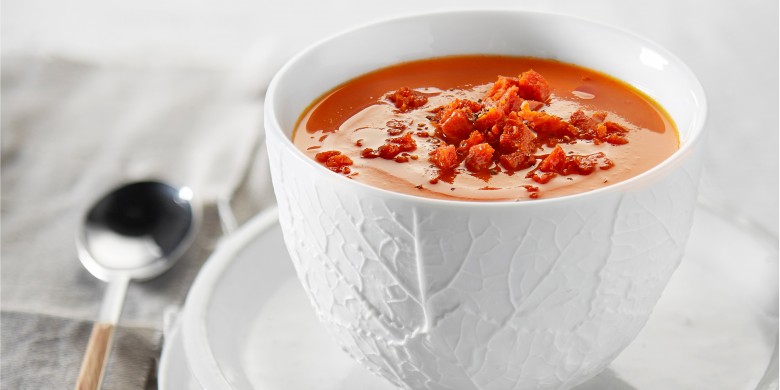Geroosterde-paprikasoep met chorizokruim