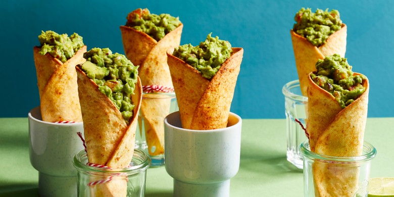 Tacohoorntjes met guacamole