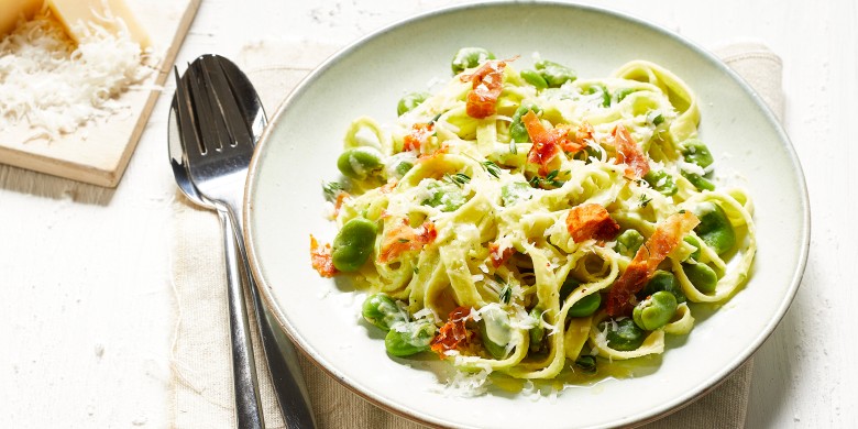 Tagliatelle met tuinbonen en pancetta 
