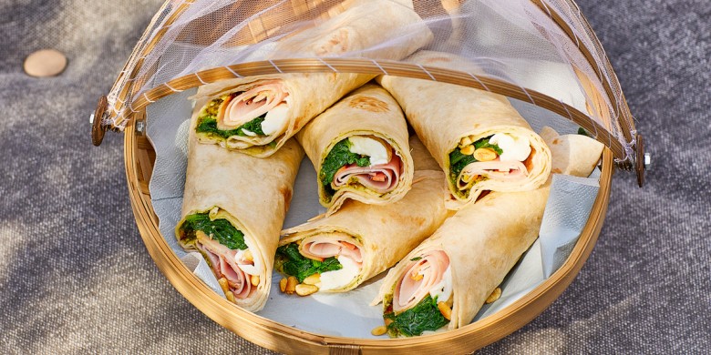 Wraps met spinazie, ham en mozzarella