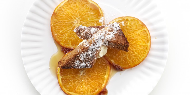 Geroosterde sinaasappel met kruidkoek