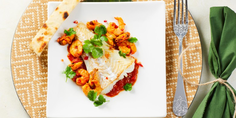 Zeevruchtencurry met naan 