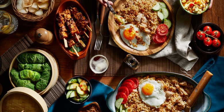 Gestoomde groenteloempia’s met chilidip 