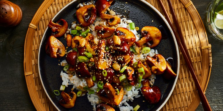 Sticky paddenstoelen uit de wok