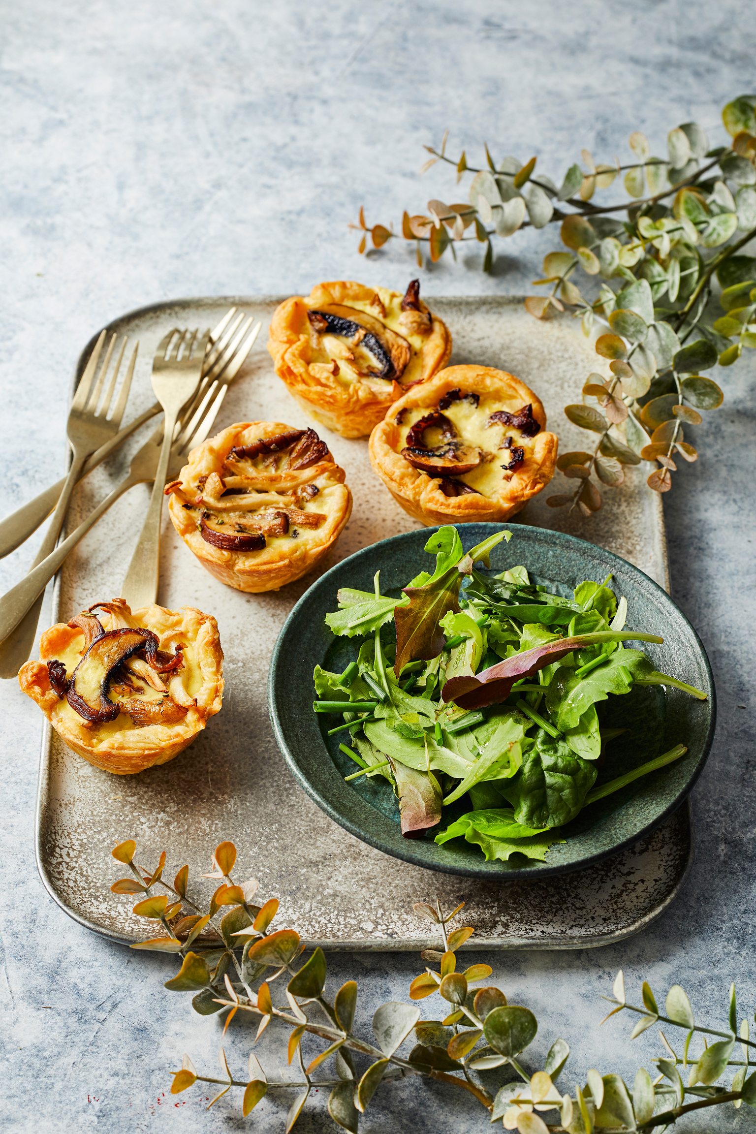 Mini-paddenstoelenquiches met truffelolie