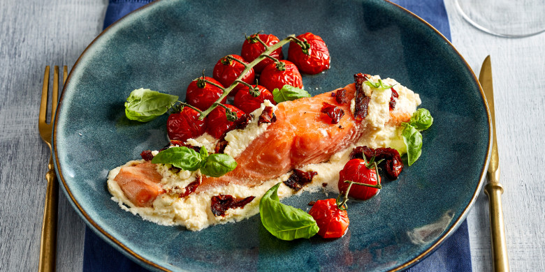 Zalmfilet met mascarpone en zongedroogde tomaat 