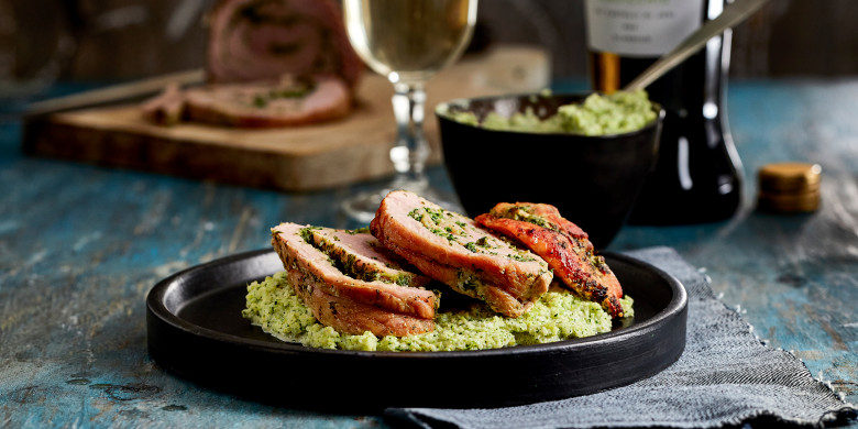 Gevulde beenham met broccolicrème 
