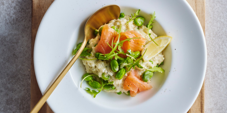 Risotto met citroenmascarpone, tuinbonen en zalm