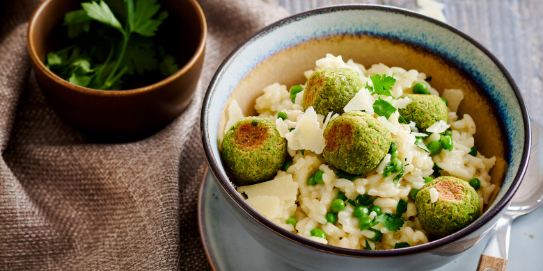 Risotto met doperwtenballetjes