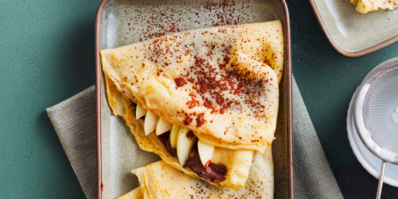 Flensjes met peer en hazelnootpasta 