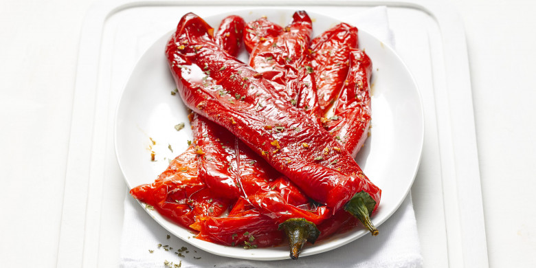 Gegrilde puntpaprika met oregano en knoflook 