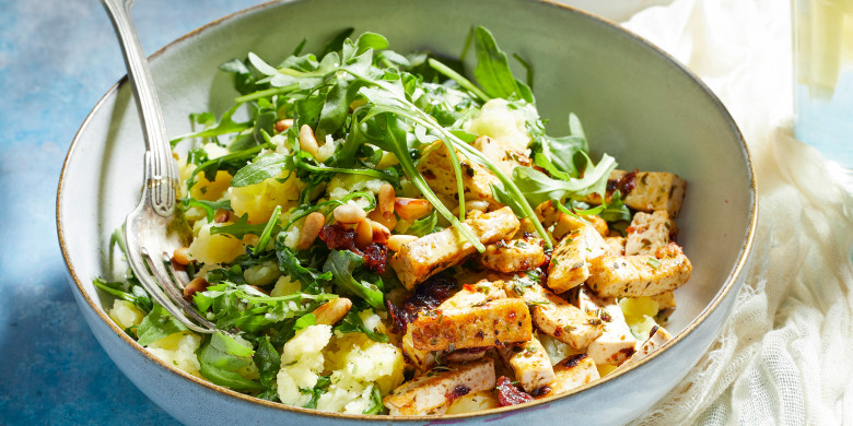 Rucolastamp met zongedroogde-tomatentofu