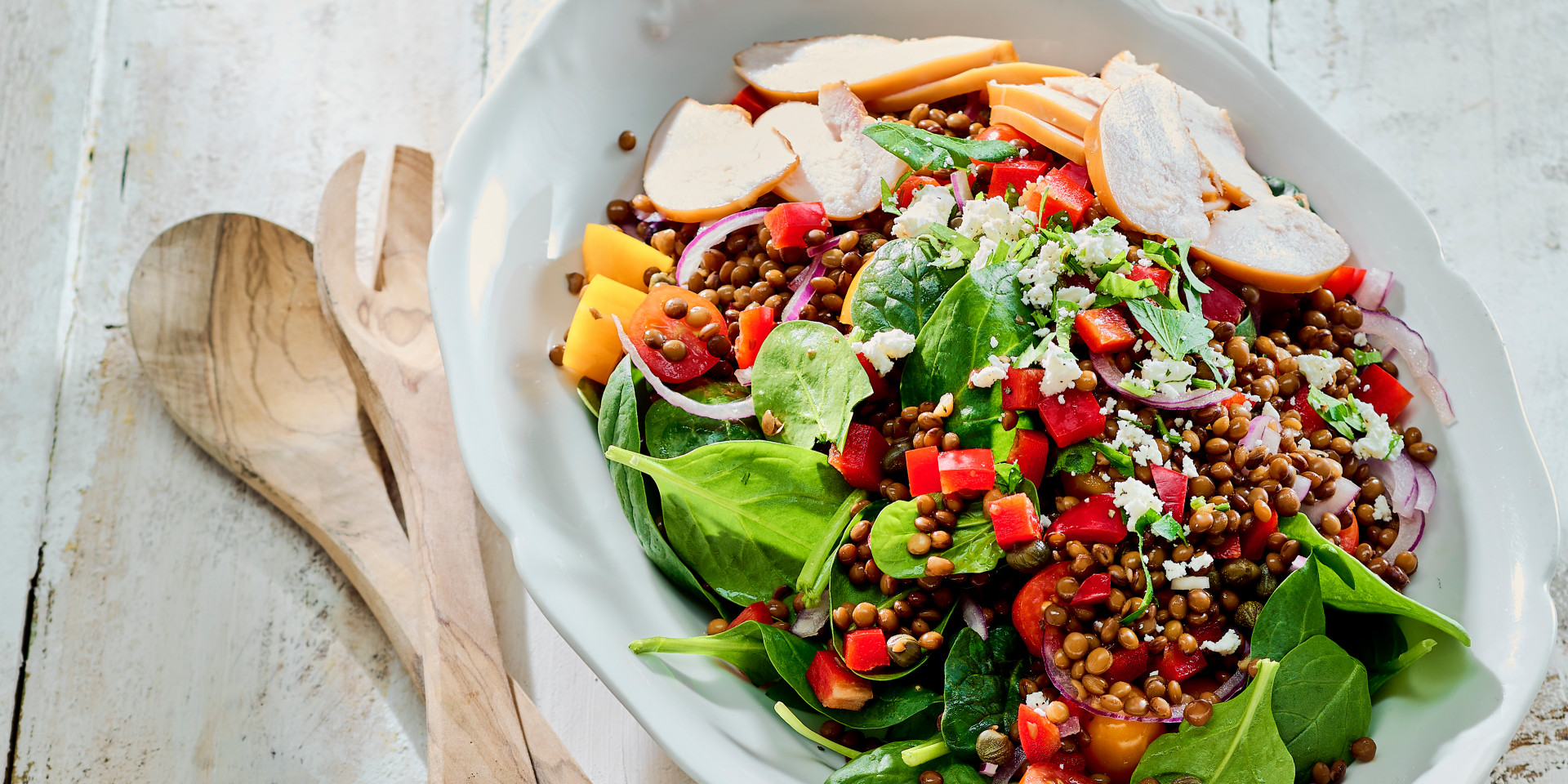 Linzensalade met gerookte kip