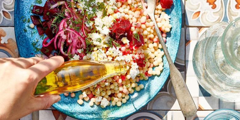 Parelcouscous-salade met bietjes en feta 
