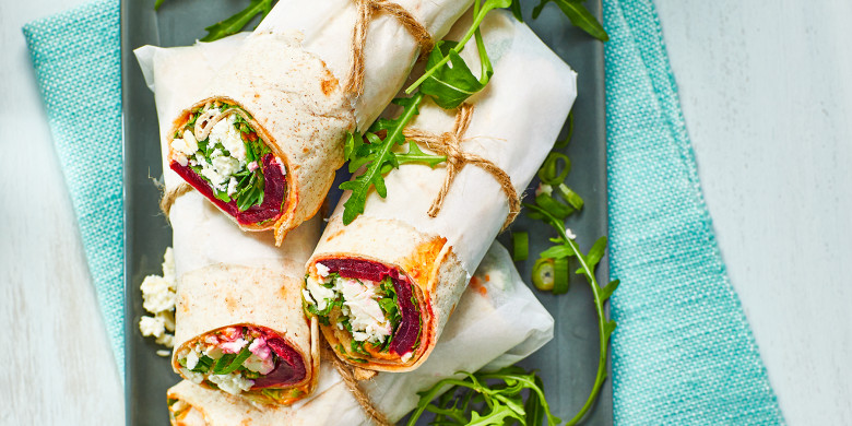 Wrap met hummus, bietjes en feta 