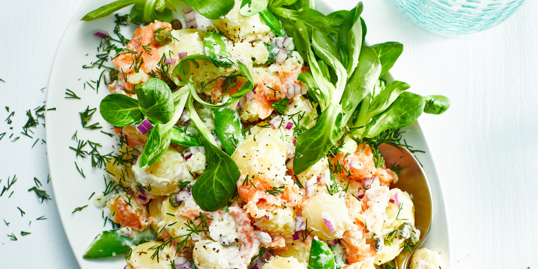 Romige krieltjessalade met zalm 