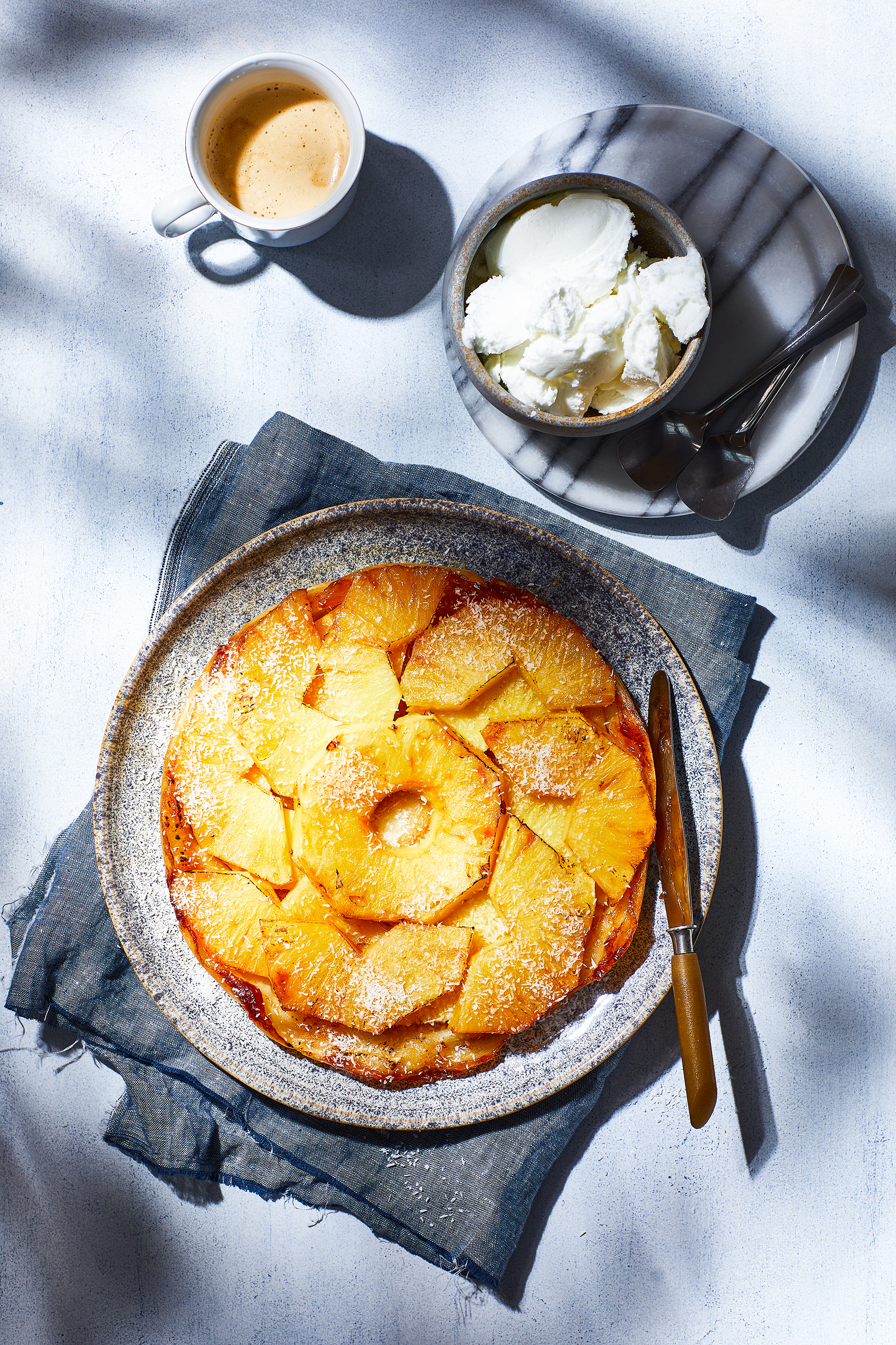 Ananas-tarte Tatin met kokosijs