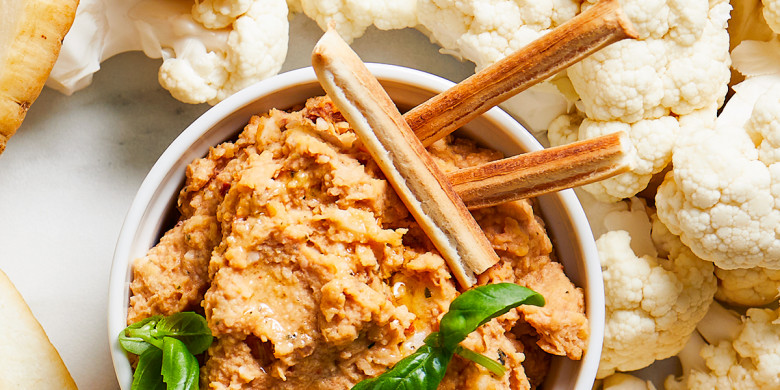 Pizza-hummus