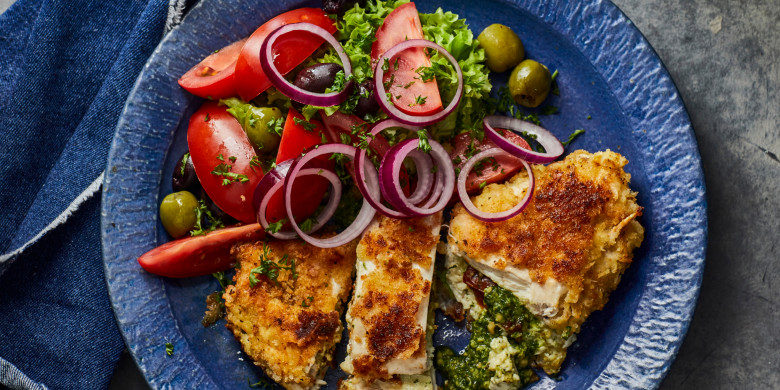 Kip-cordon bleu met feta en pesto