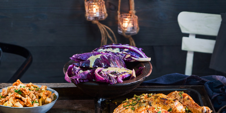 Gegrilde rodekool met yoghurtdressing