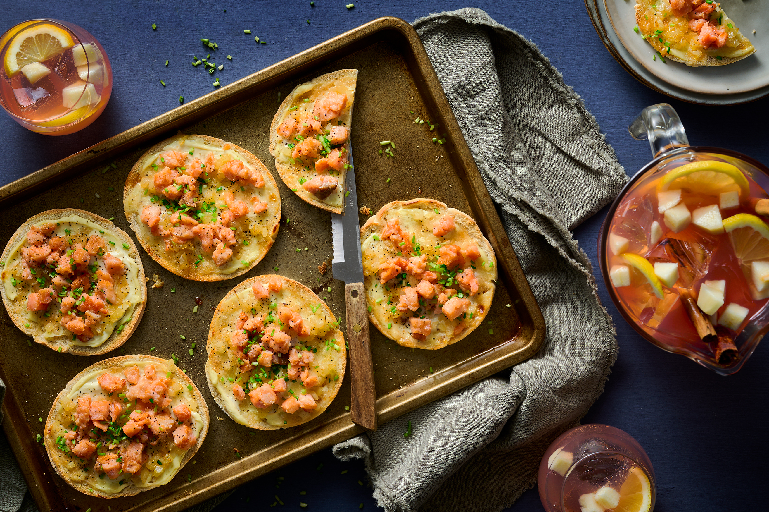 Pita-flammkuchen met gerookte zalm